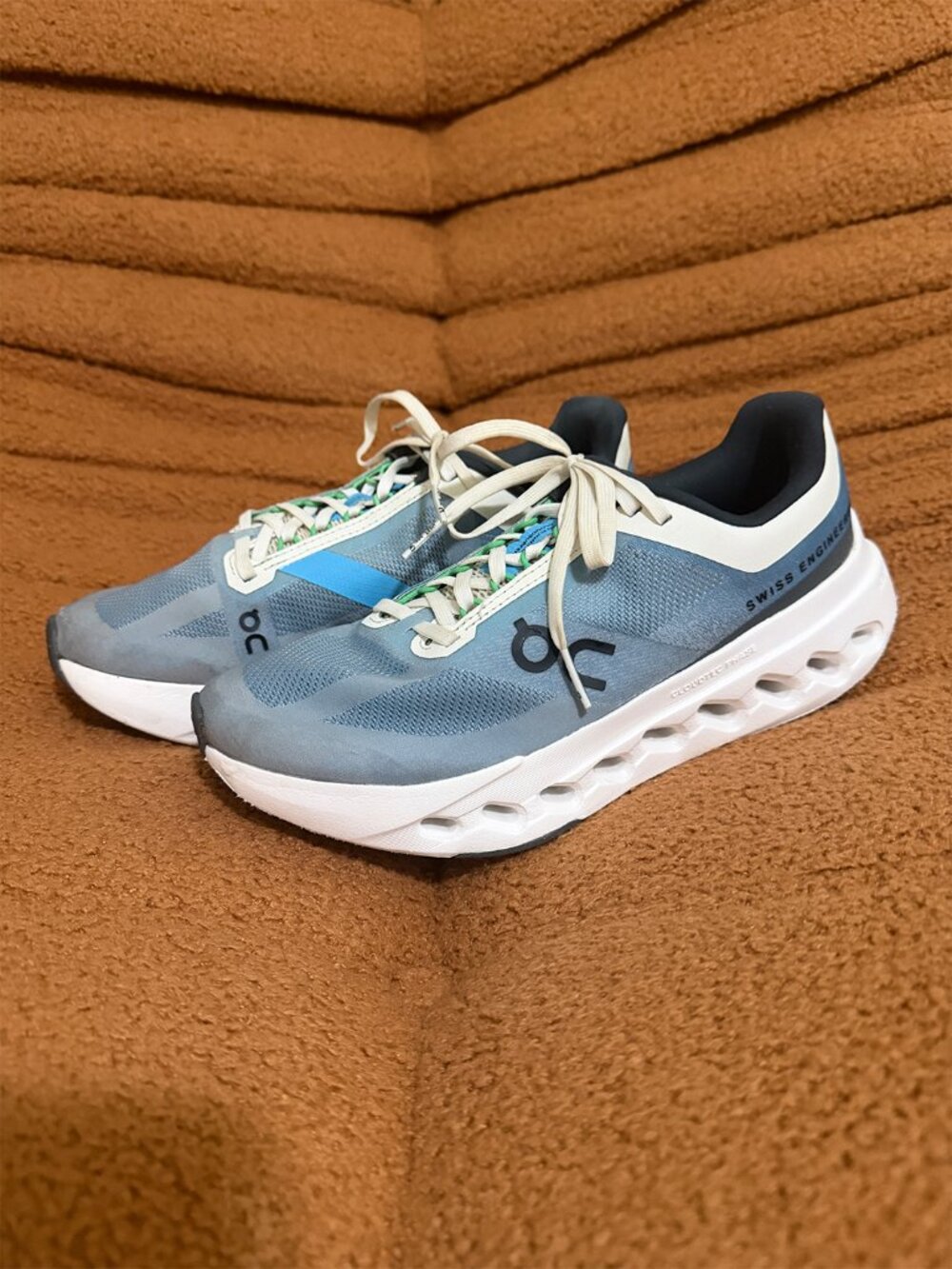 ON Cloudsurfer Next - Size 7 - Picture 8 of 16